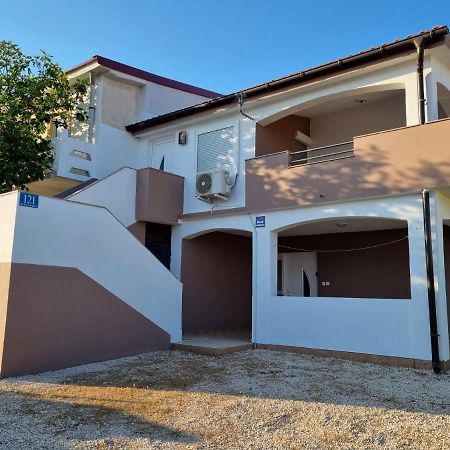 Apartments Ema Vir Exterior foto